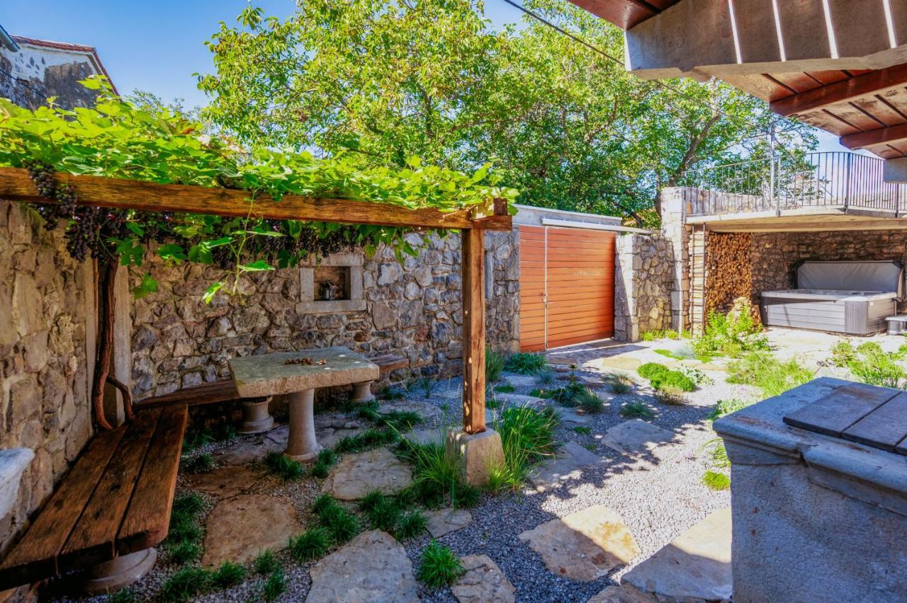 Karst House Zan Pliskovica With Private Pool Villa Dutovlje Exterior photo