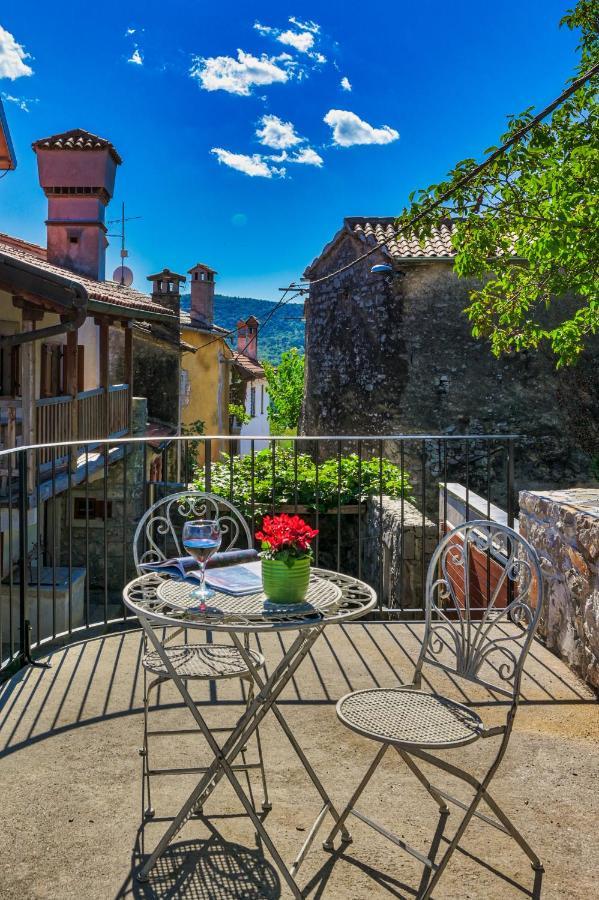 Karst House Zan Pliskovica With Private Pool Villa Dutovlje Exterior photo